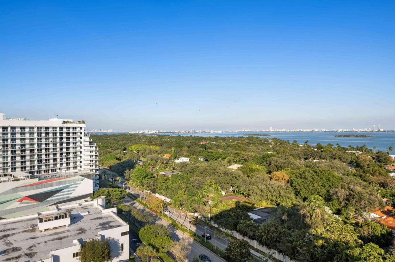 Quadro Residences By Ionica マイアミ エクステリア 写真