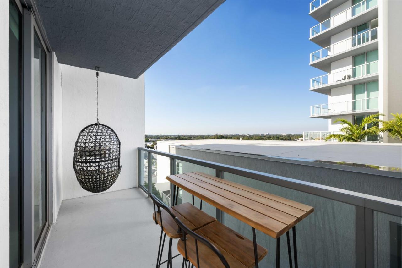 Quadro Residences By Ionica マイアミ エクステリア 写真