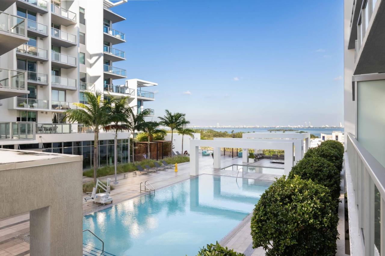 Quadro Residences By Ionica マイアミ エクステリア 写真