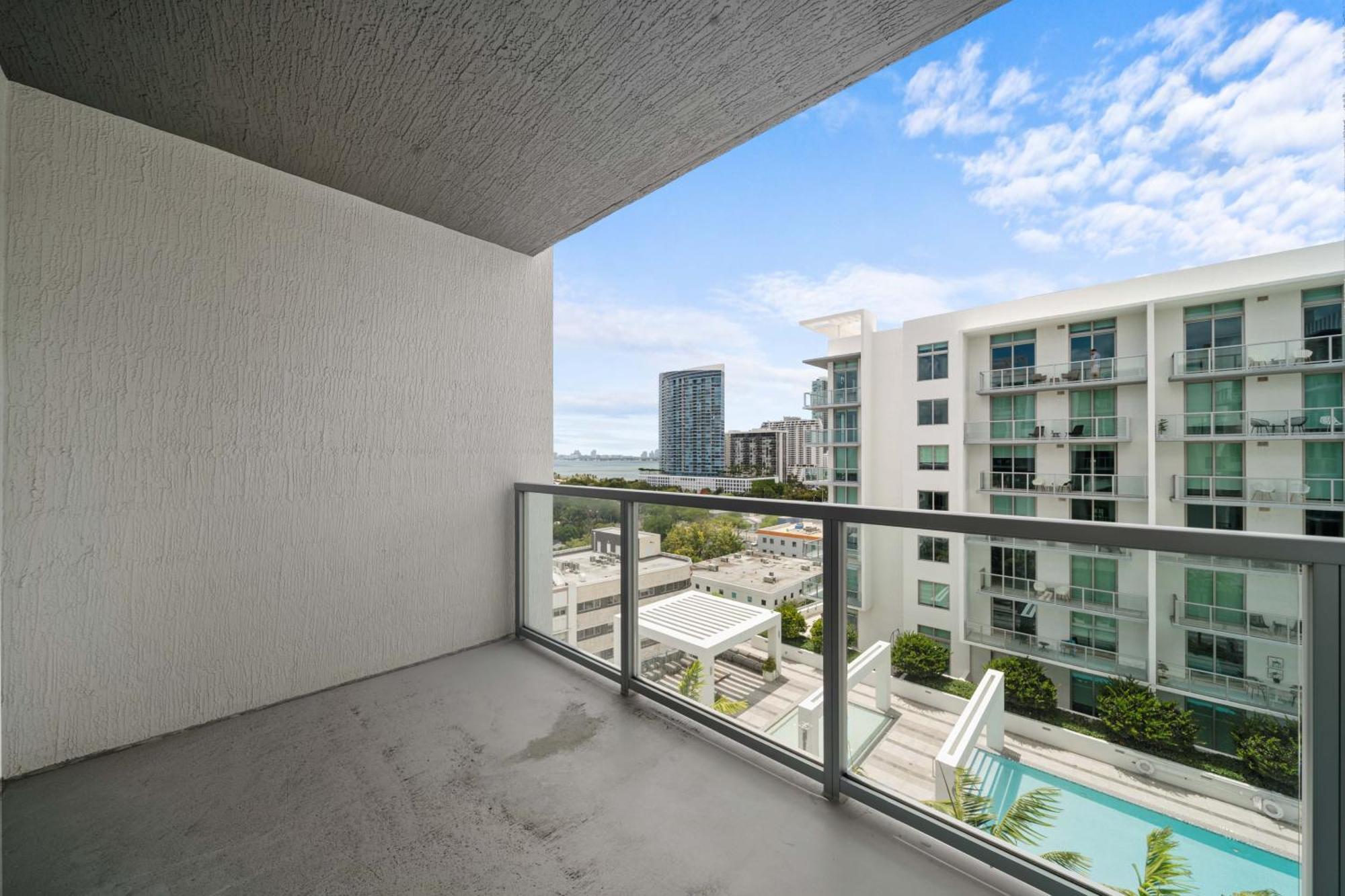 Quadro Residences By Ionica マイアミ エクステリア 写真