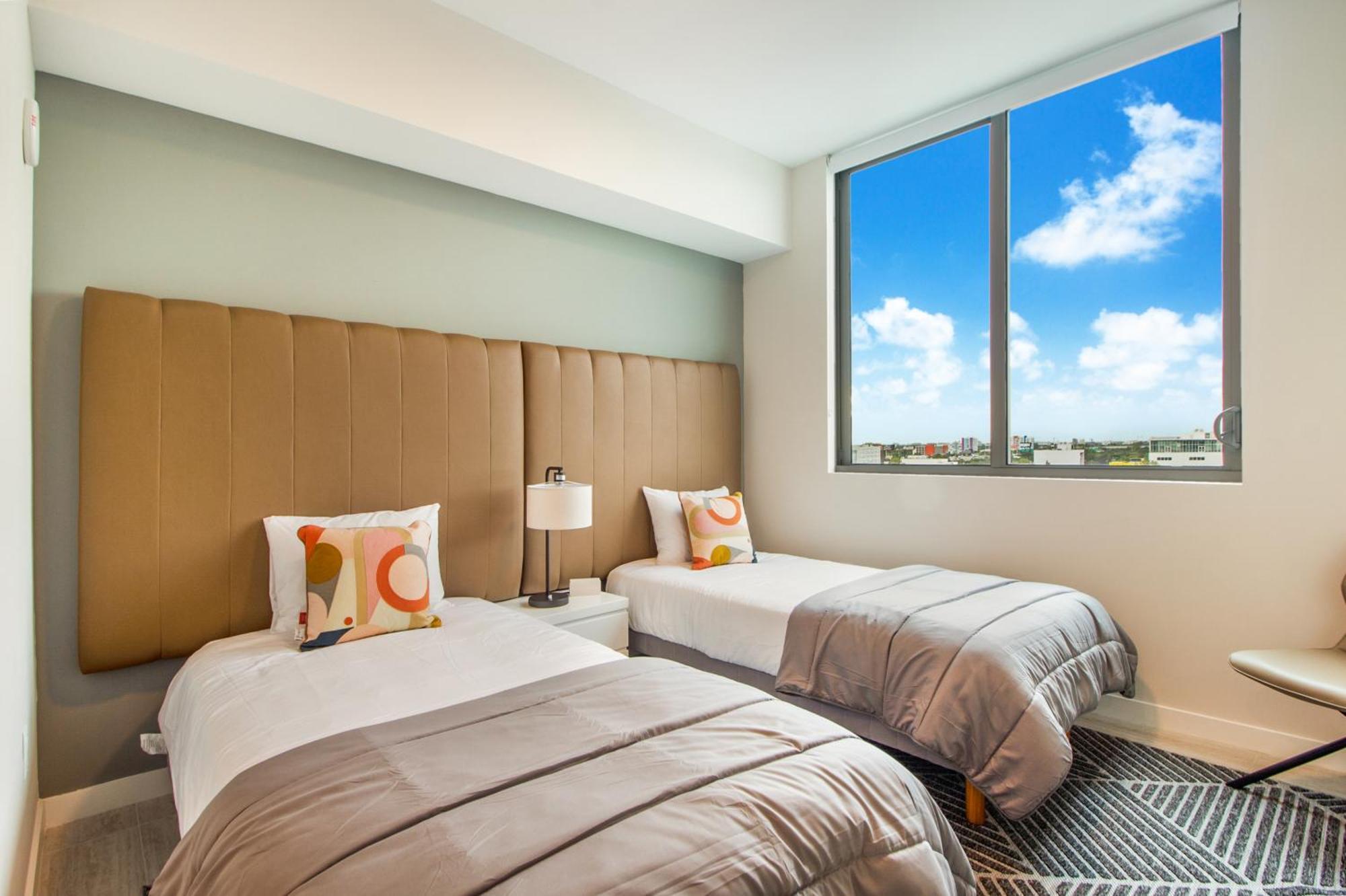 Quadro Residences By Ionica マイアミ エクステリア 写真